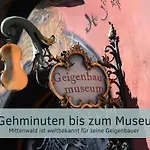 Karwendelsuite - 5 Sterne Mit Bestem Bergblick, Zentrumsnah & Ruhig Gelegen, Familienfreundlich アパート *