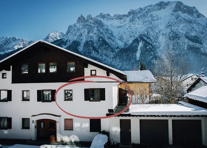 Karwendelsuite - 5 Sterne Mit Bestem Bergblick, Zentrumsnah & Ruhig Gelegen, Familienfreundlich
